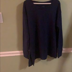 Asymmetrical hang navy shirt. Flattering and soft!
